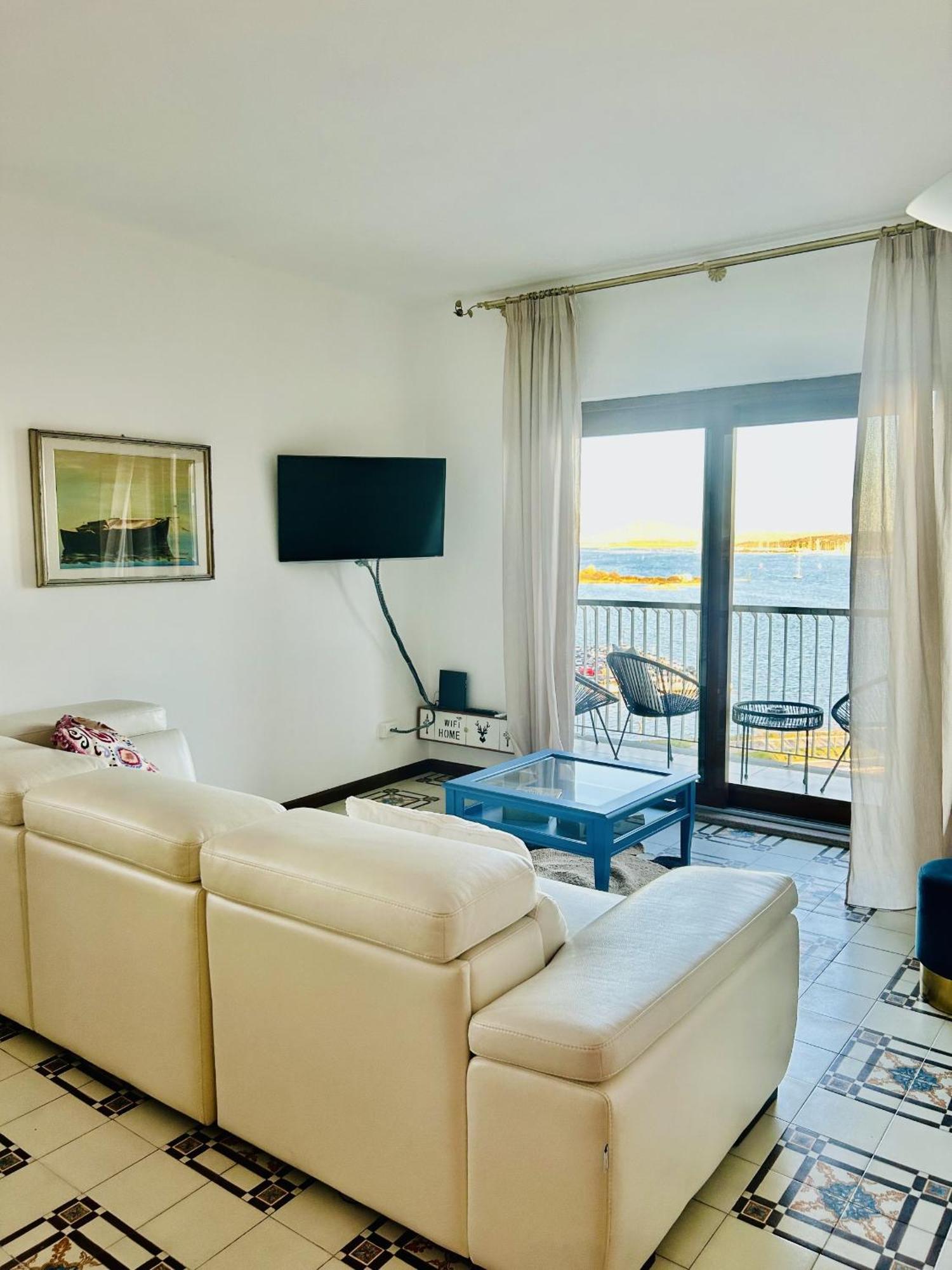 Mv Home Olbia Extérieur photo